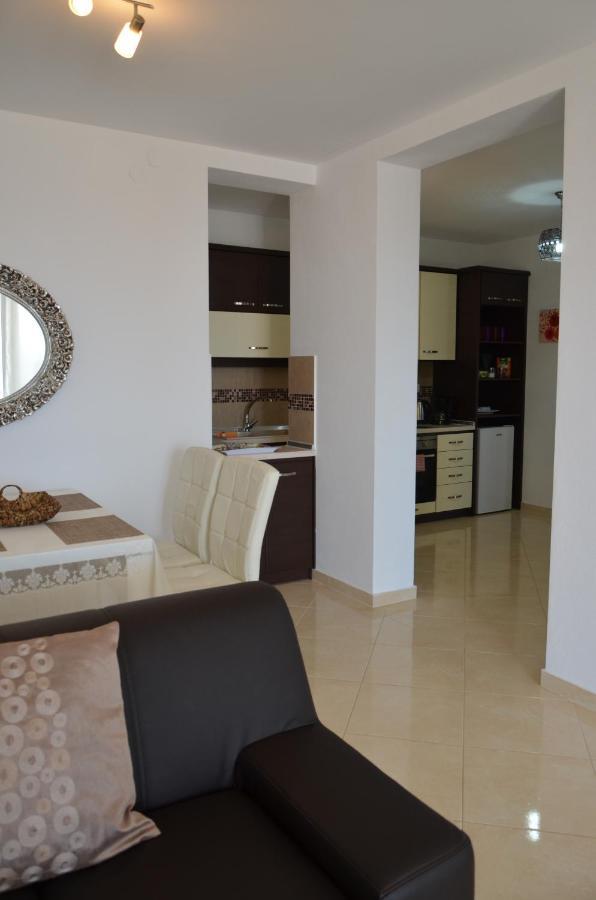 Villa Dimitri - Seaview Apartment อเล็กซานโดรโพลิส ภายนอก รูปภาพ