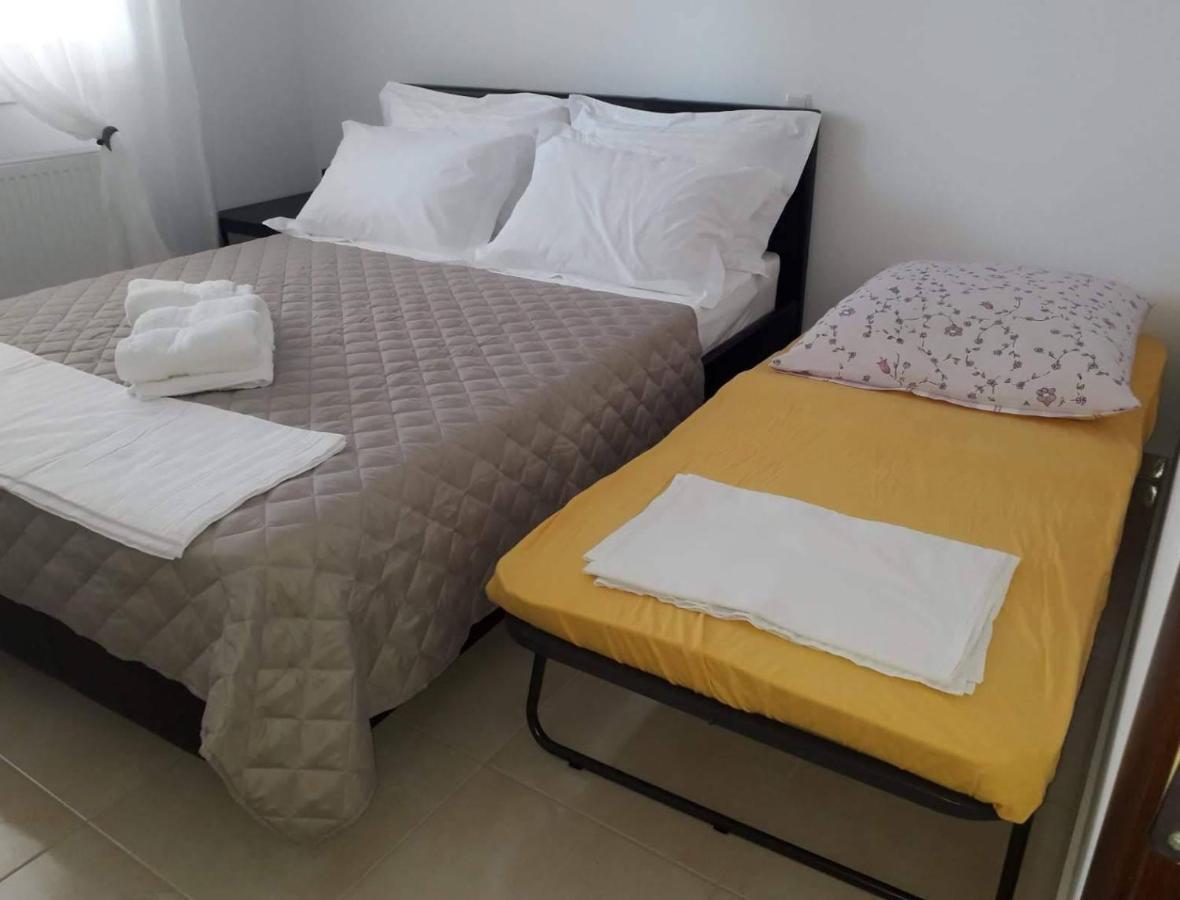 Villa Dimitri - Seaview Apartment อเล็กซานโดรโพลิส ภายนอก รูปภาพ